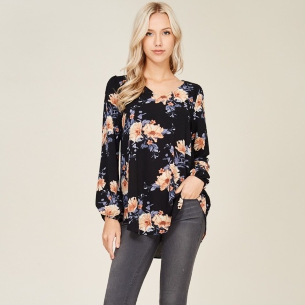 Floral Printed Top❤️ ONLY LARGE AVAILABLE